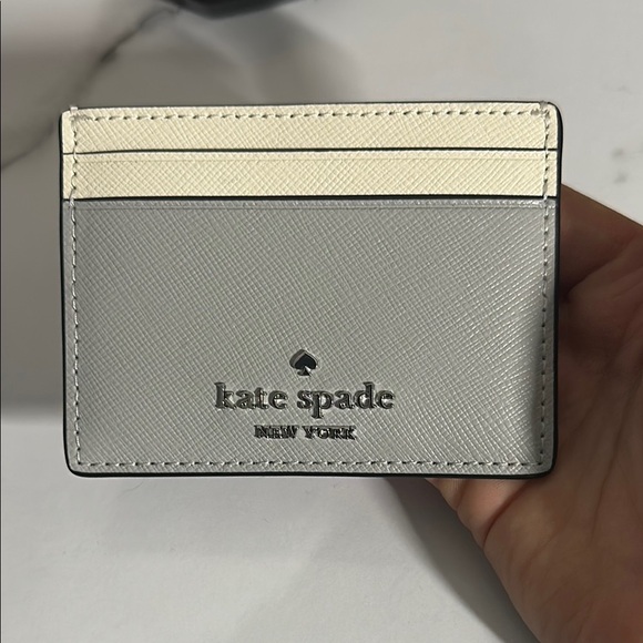Kate Spade Two-Tone Card Holder in Gray and Cream - Picture 2 of 10
